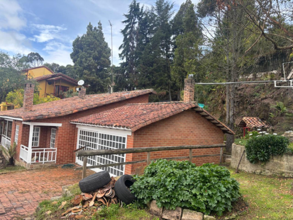 Casa en Venta en Condominio Bosques del Encenillo, La calera