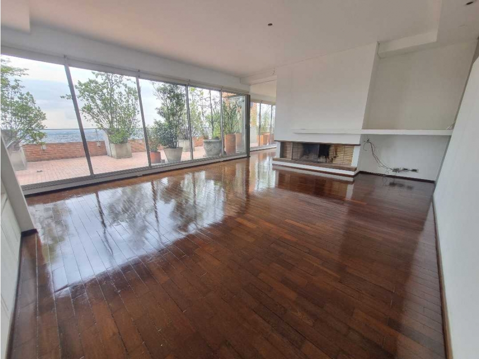Apartamento en Arriendo en Los rosales, Bogotá