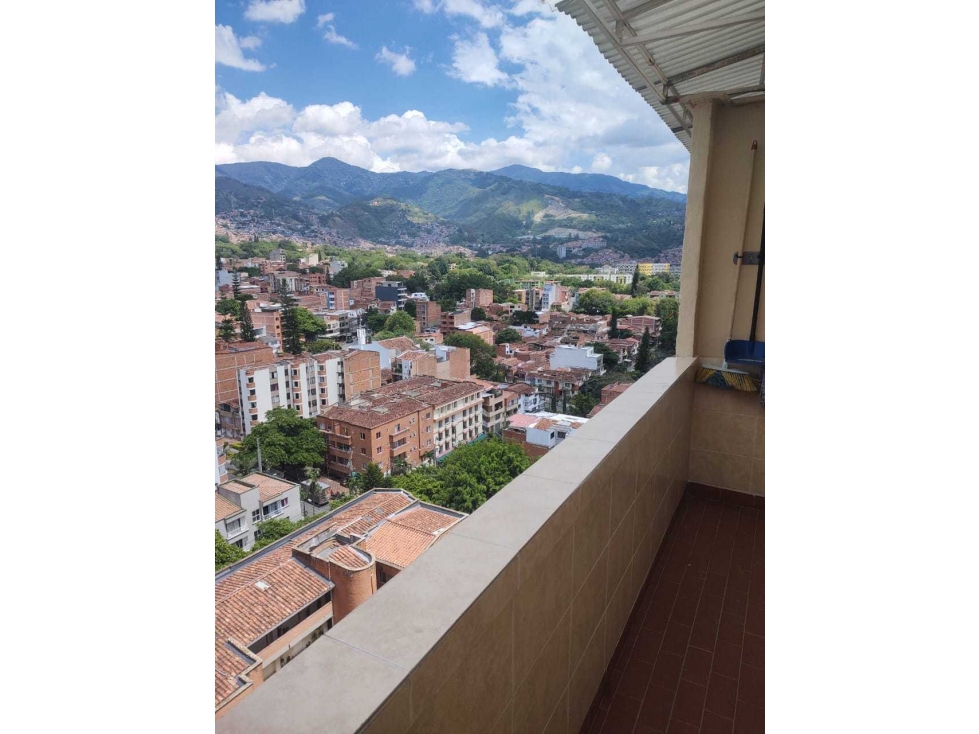 Apartamento en venta en La America, Medellín · foto 4 de 16