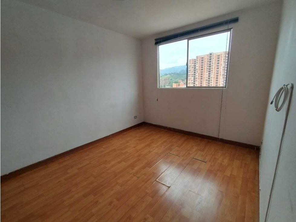 Apartamento en venta en La America, Medellín · foto 13 de 16