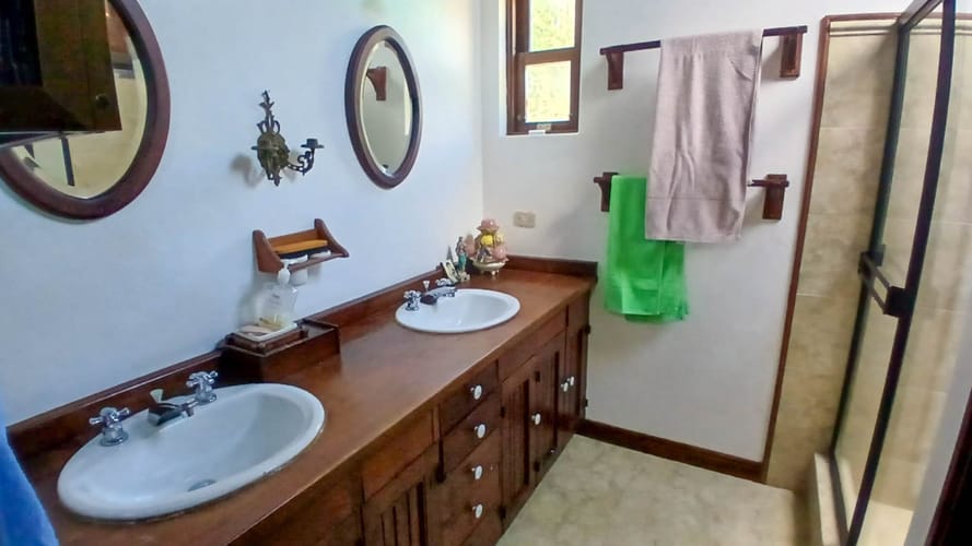 Finca en arriendo en Los Salados, El Retiro, 5000 m² · foto 23 de 24