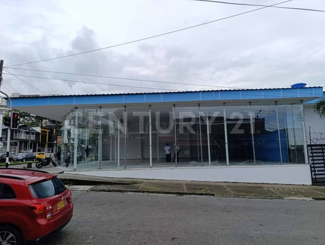 Local en arriendo en Barzal Bajo Sur, Villavicencio, 392 m² · foto 2 de 7