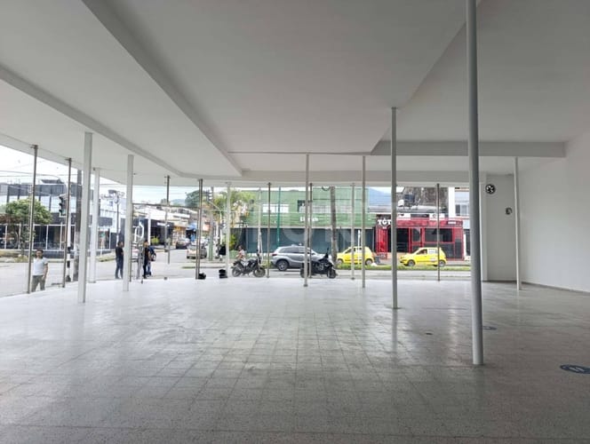 Local en arriendo en Barzal Bajo Sur, Villavicencio, 392 m² · foto 3 de 7