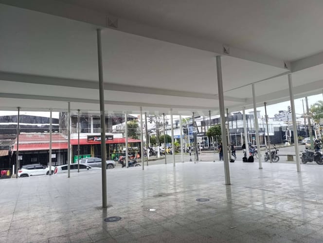 Local en arriendo en Barzal Bajo Sur, Villavicencio, 392 m² · foto 4 de 7