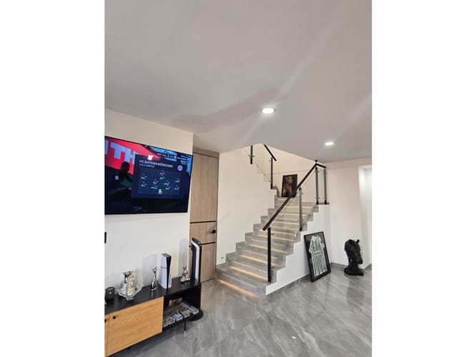 Apartamento en venta en Conquistadores, Medellín · foto 2 de 18