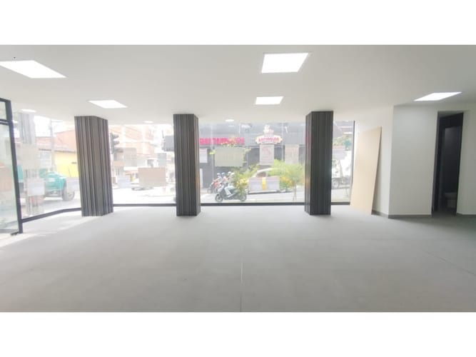 Local en arriendo en Villa Paula, Itagüí, 130 m² · foto 2 de 17