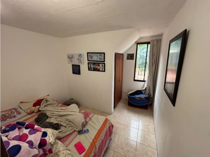 Casa de 3 alcobas en venta en Enciso, Medellín, 58 m² · foto 3 de 12