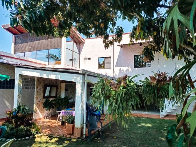 Casa de 6 alcobas en venta en Cascajal, Cali, 298 m² · foto 2 de 12