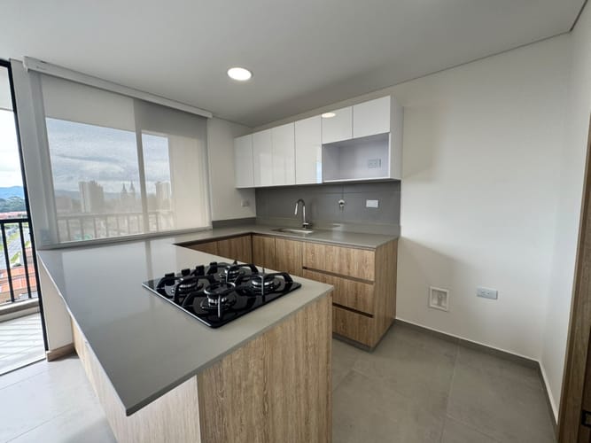 Apartamento de 2 alcobas en arriendo en Rionegro, 66 m² · foto 3 de 15