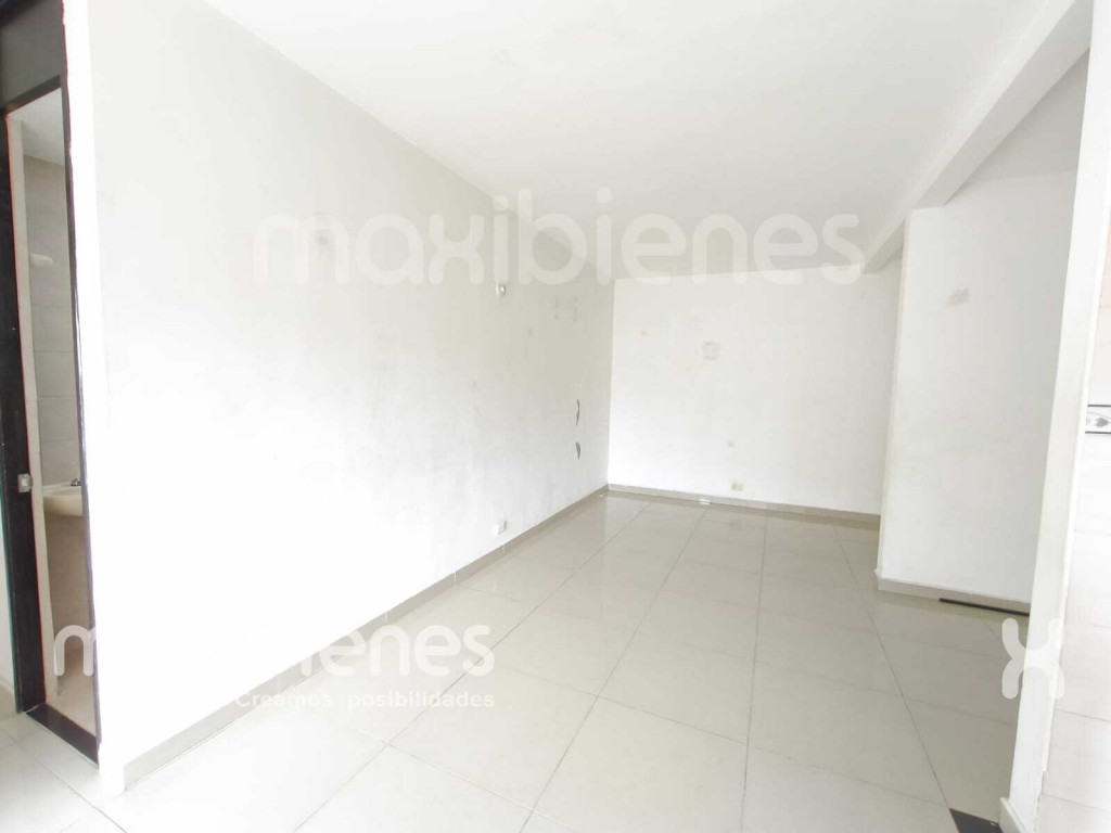 Apartamento en arriendo en Los Colores, Medellín · foto 8 de 10