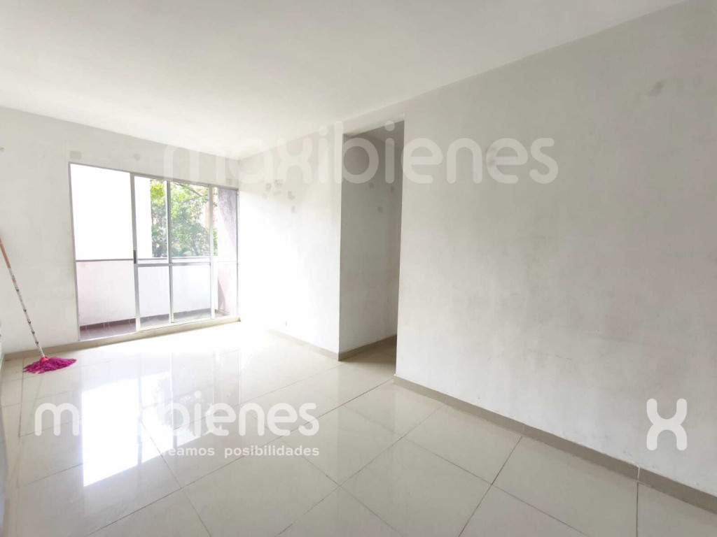 Apartamento en arriendo en Los Colores, Medellín · foto 10 de 10