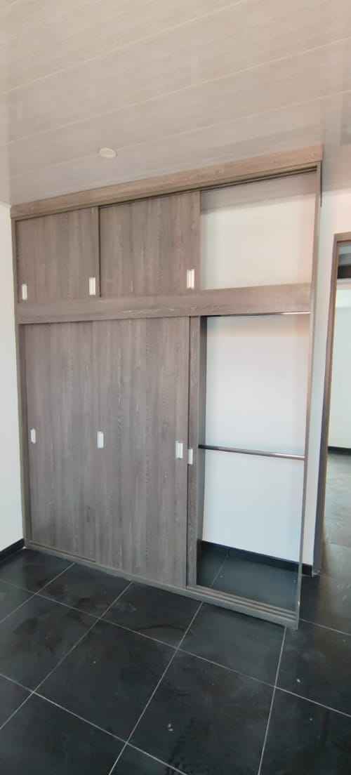 Apartamento de 2 alcobas en arriendo en San Pedro, Madrid, 38 m² · foto 5 de 10
