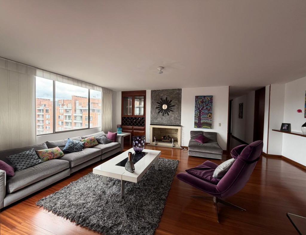 Apartamento en venta en Colina Campestre, Bogotá · foto 2 de 24