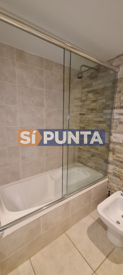 APARTAMENTO EN OPORTUNIDAD!!!  A METROS DEL MAR · Foto 12
