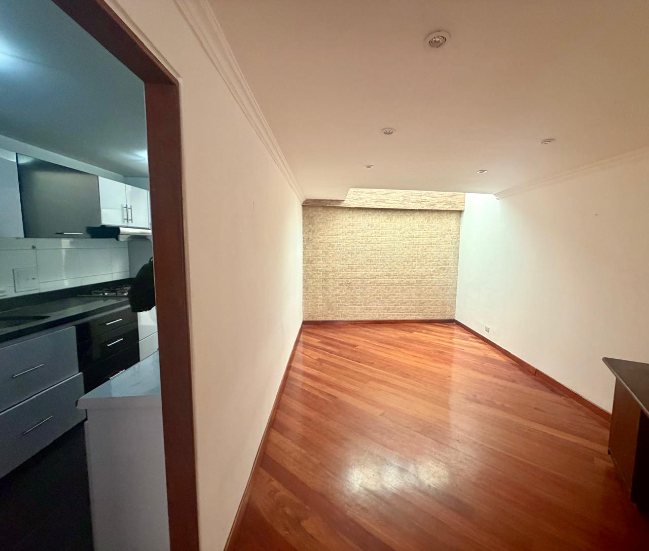 Casa en venta en Cedritos, Bogotá · foto 7 de 24