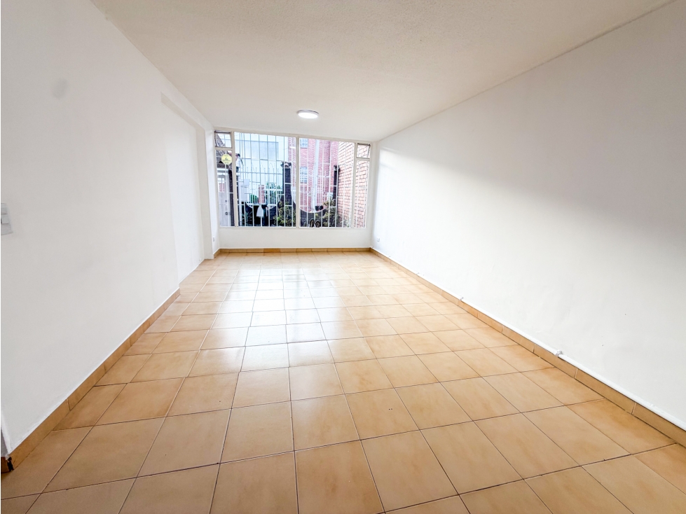 Casa en venta en Barrios Unidos, Bogotá · foto 3 de 21
