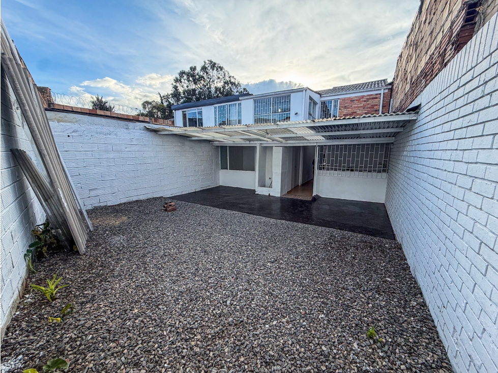 Casa en venta en Barrios Unidos, Bogotá · foto 8 de 21