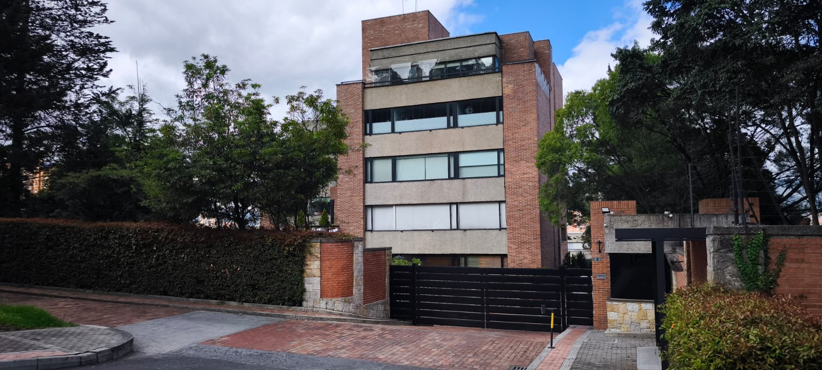 Apartamento en venta en Colina Campestre, Bogotá · foto 2 de 24