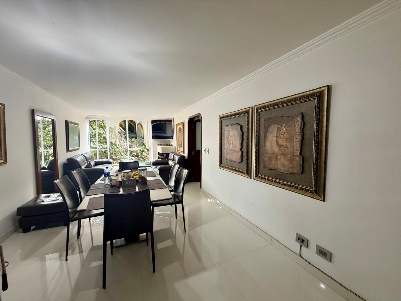 Apartamento en venta en Ciudad Universitaria, Bogotá · foto 2 de 17