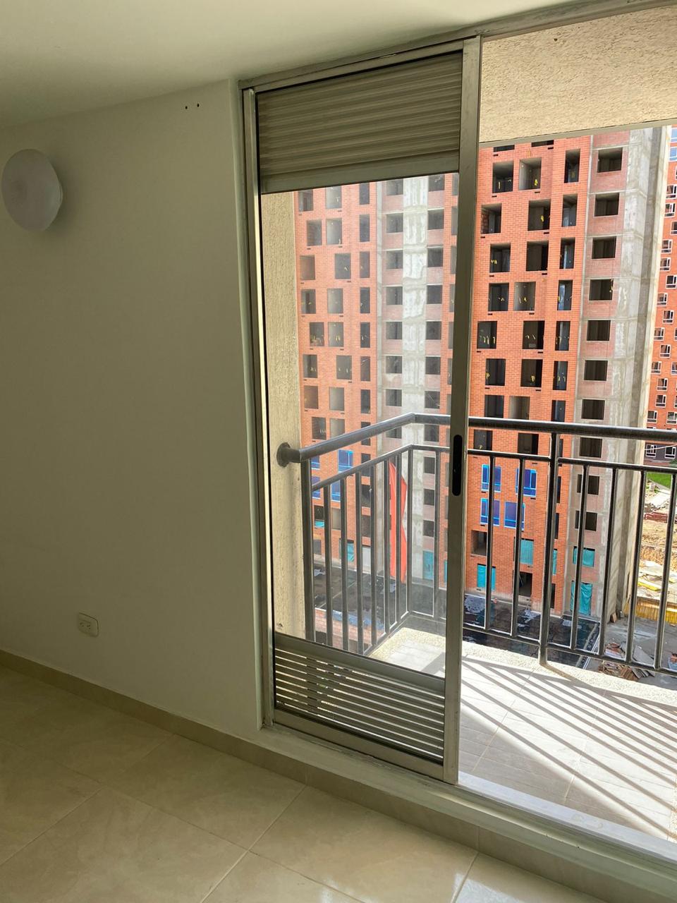 Apartamento en venta en Fontibon, Bogotá · foto 5 de 8