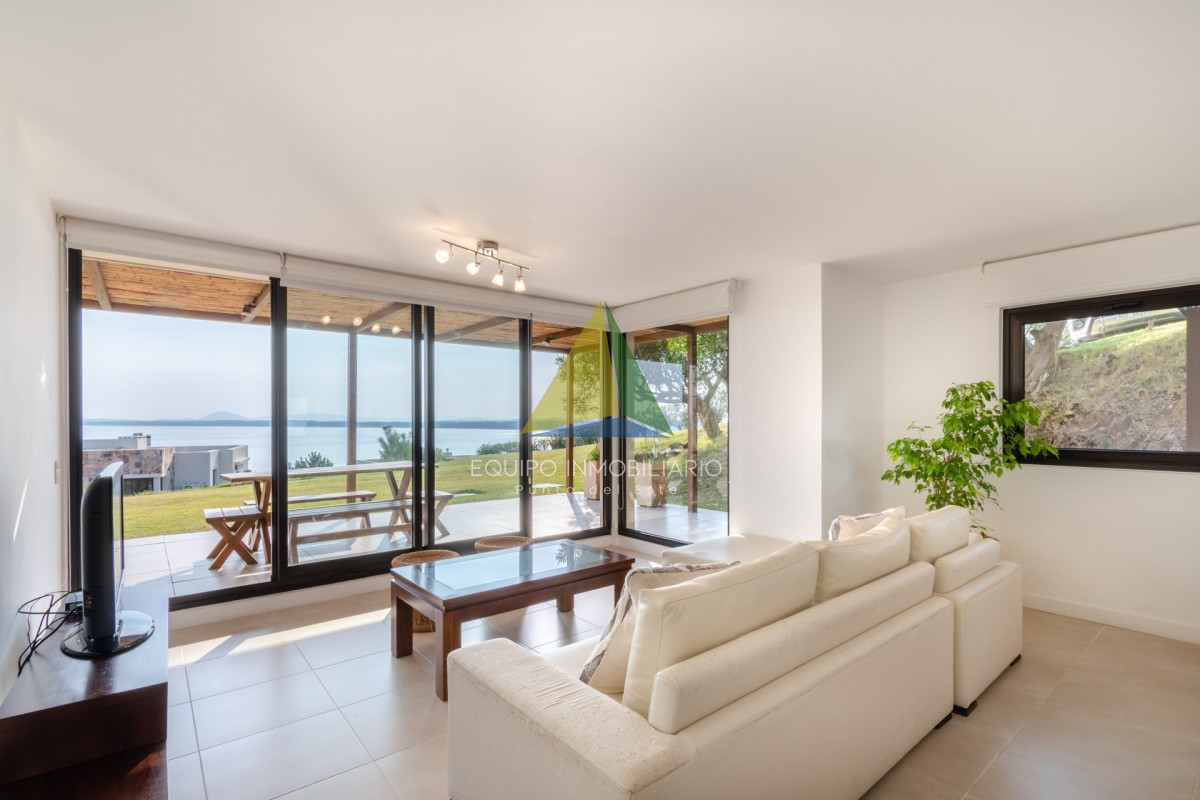 Apartamento en venta en Punta Ballena