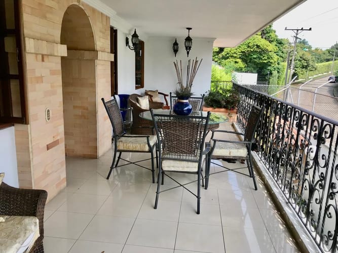 Casa de 6 alcobas en venta en Ciudad Jardin, Cali, 600 m² · foto 21 de 24