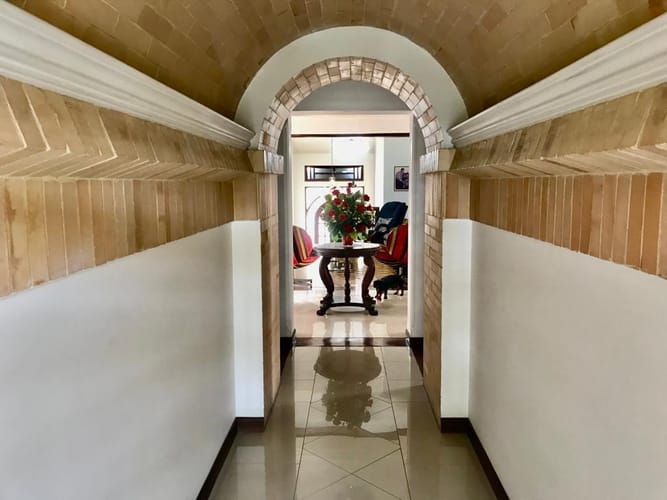 Casa de 6 alcobas en venta en Ciudad Jardin, Cali, 600 m² · foto 22 de 24