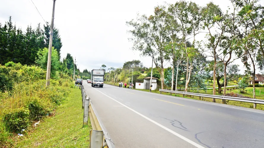 Lote en venta en Playa Rica-Rancheria, Rionegro, 32000 m² · foto 7 de 7