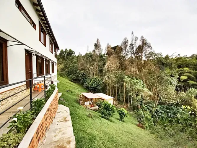 Finca en venta en El Carmen De Viboral, El Carmen de Viboral, 2237 m² · foto 12 de 15