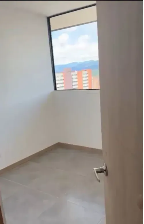 Apartamento de 3 alcobas en venta en El Porvenir, Rionegro, 79 m² · foto 6 de 15