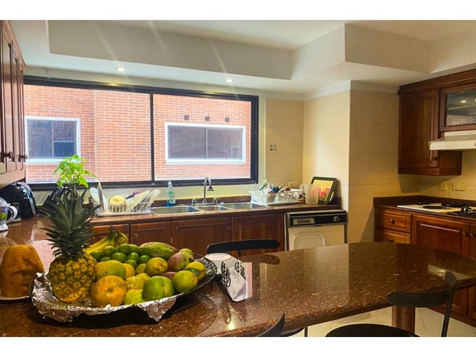 Apartamento de 3 alcobas en venta en Chapinero, Bogotá, 263 m² · foto 6 de 13