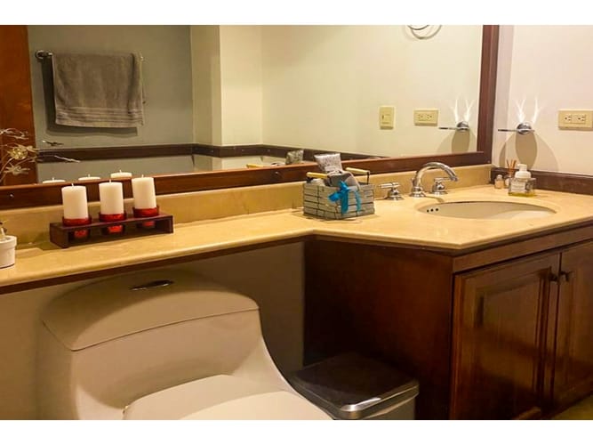 Apartamento de 3 alcobas en venta en Chapinero, Bogotá, 263 m² · foto 8 de 13