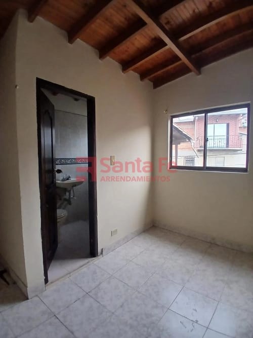 Apartamento de 3 alcobas en arriendo en Salvador Allende, Bello, 117 m² · foto 8 de 10