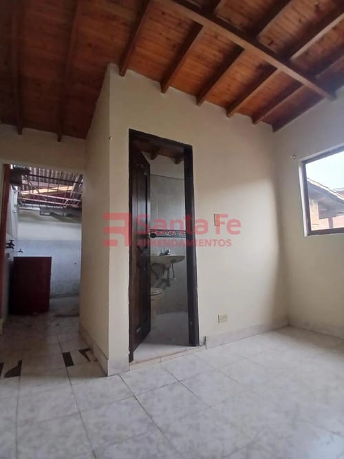 Apartamento de 3 alcobas en arriendo en Salvador Allende, Bello, 117 m² · foto 9 de 10