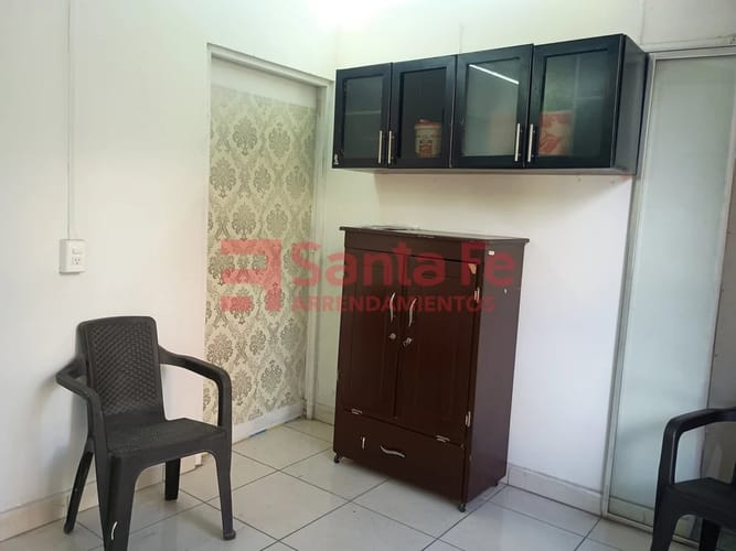 Local en arriendo en Manchester, Bello, 16 m² · foto 2 de 7