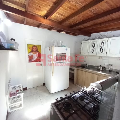 Apartamento de 7 alcobas en arriendo en Sucre, Medellín, 200 m² · foto 6 de 10