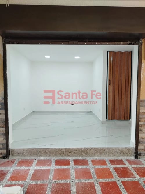 Local en arriendo en La Gloria, Medellín, 11 m² · foto 4 de 4