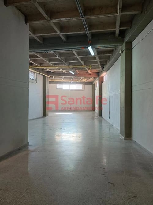 Bodega en arriendo en San Bernardo, Medellín, 180 m² · foto 2 de 10