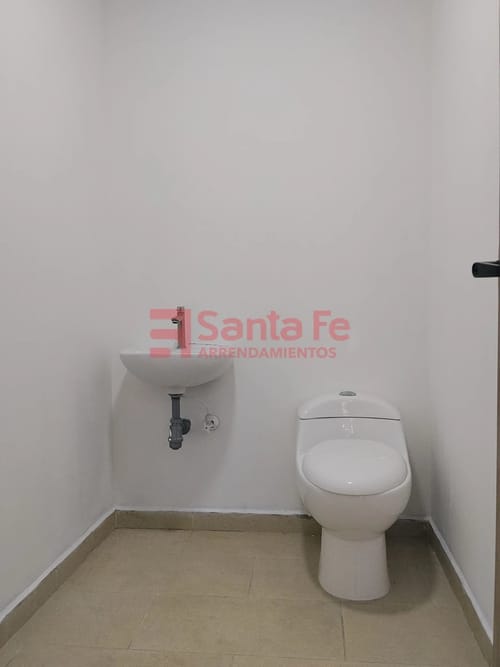 Local en arriendo en Belén, Medellín, 35 m² · foto 4 de 5