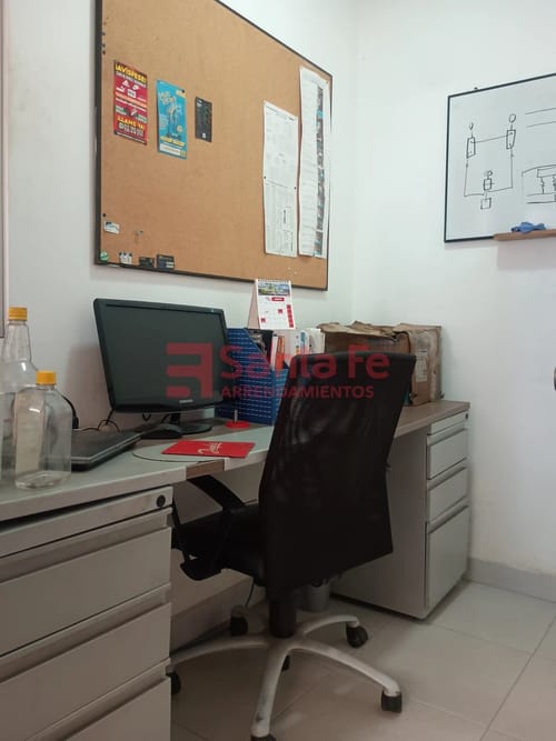 Bodega en arriendo en Belén, Medellín, 300 m² · foto 6 de 10