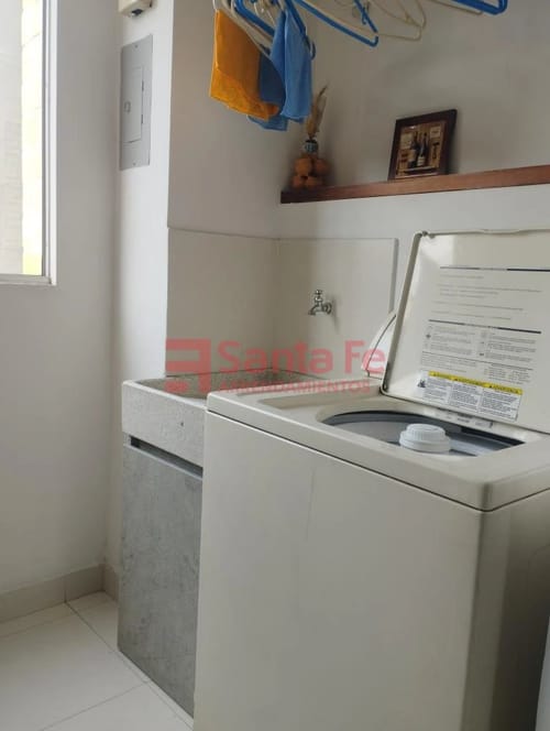 Apartamento de 3 alcobas en arriendo en Loma De Los Bernal, Medellín, 80 m² · foto 6 de 10