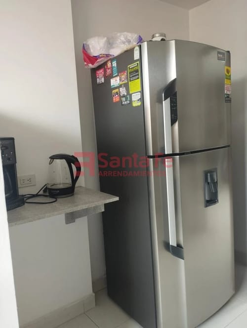 Apartamento de 3 alcobas en arriendo en Loma De Los Bernal, Medellín, 80 m² · foto 7 de 10
