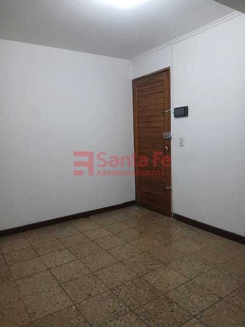 Oficina en arriendo en Villanueva, Medellín, 26 m² · foto 6 de 8