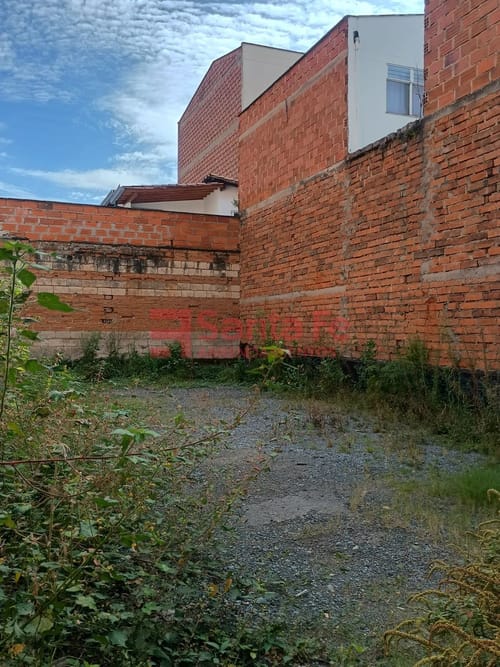 Local en arriendo en Belén, Medellín, 230 m² · foto 2 de 5