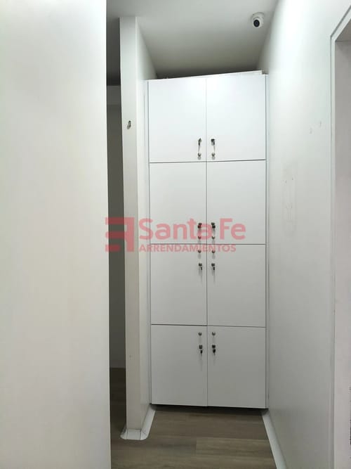 Bodega en arriendo en Terminal De Transporte, Medellín, 26 m² · foto 7 de 10