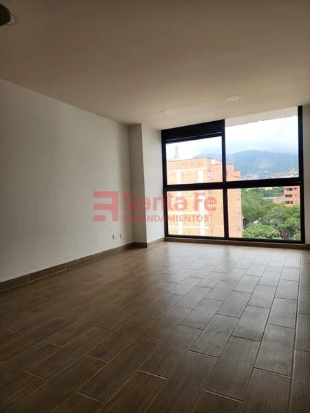 Apartamento de 1 alcoba en arriendo en La Floresta, Medellín, 20 m² · foto 2 de 8