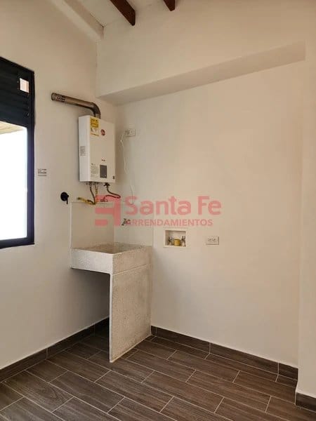 Apartamento de 1 alcoba en arriendo en Calasanz, Medellín, 22 m² · foto 5 de 8