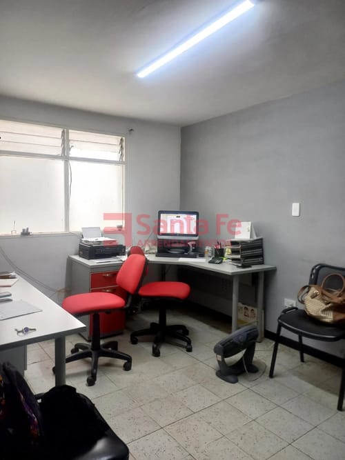 Oficina en arriendo en Boston, Medellín, 100 m² · foto 6 de 10