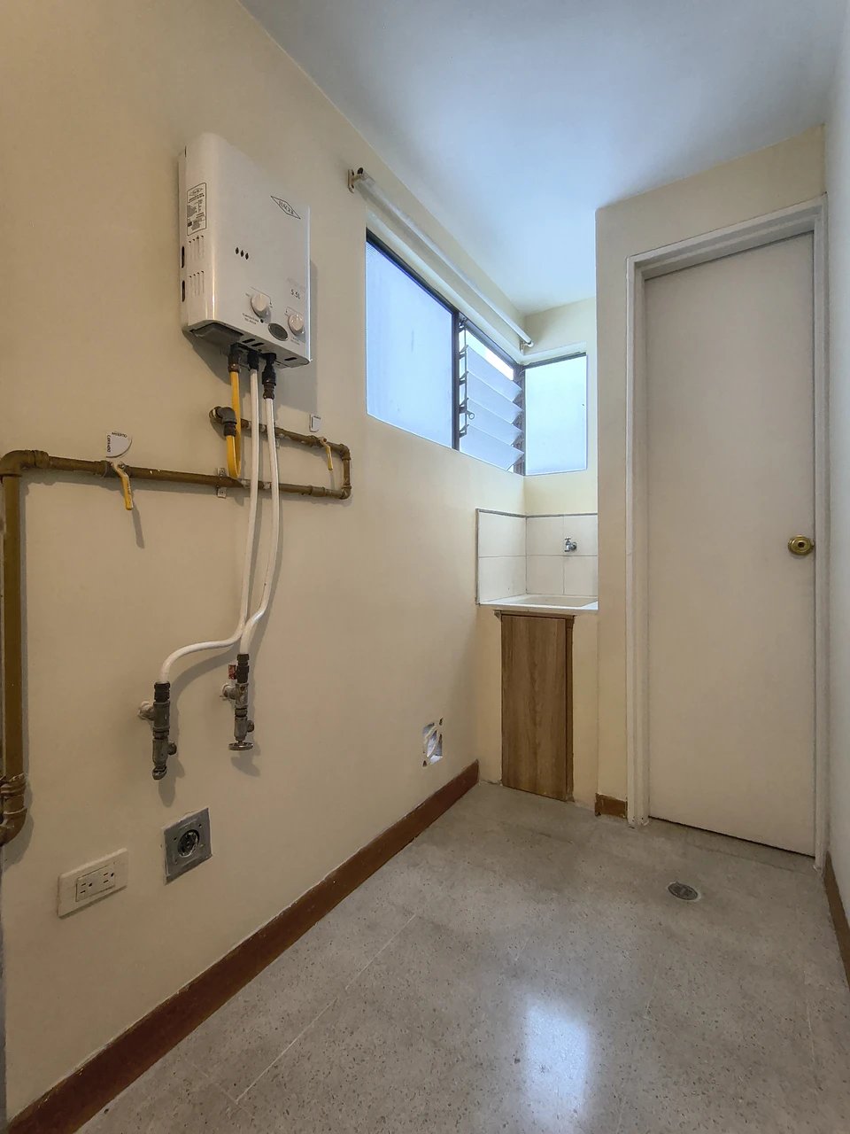 Apartamento en arriendo en Belén, Medellín · foto 7 de 10