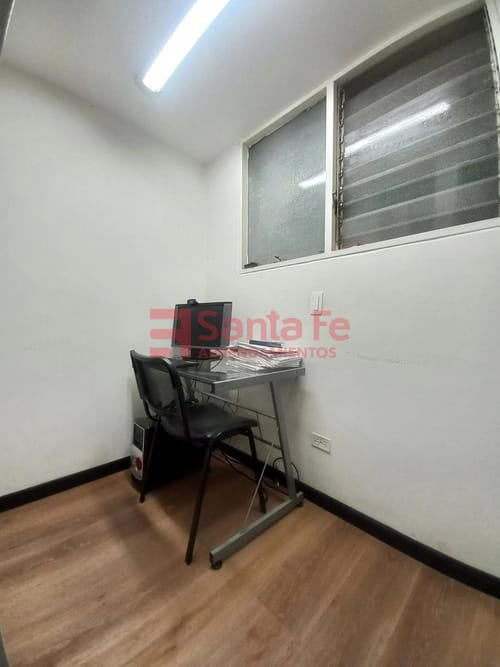 Oficina en arriendo en Boston, Medellín, 100 m² · foto 10 de 10